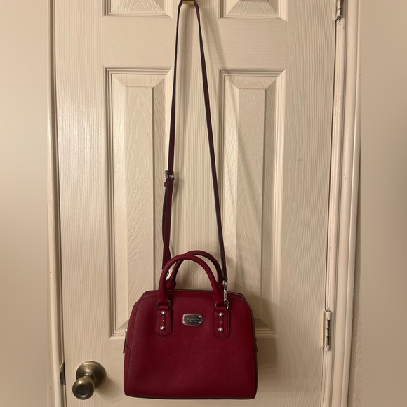 Michael Kors Saffiano Leather Small Satchel / Crossbody NWT Cherry. - Picture 9 of 12